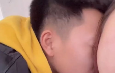 亚洲男孩反差视频,从严肃学霸到搞笑达人