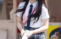 日韩坏学生穿校服视频网站,坏学生校服穿搭风潮